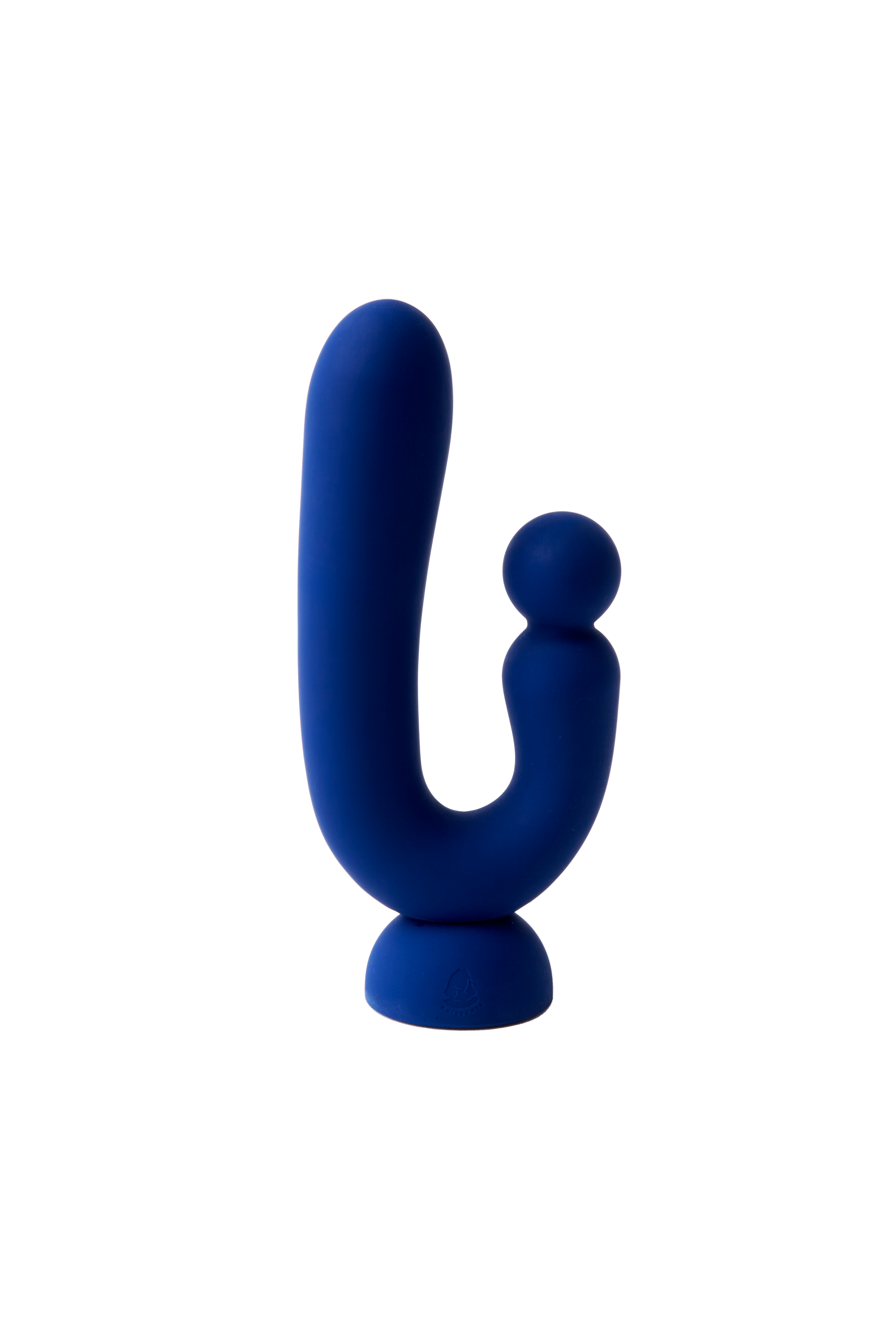 Chouchou features two flexible arms that provide internal vaginal and external clitoral stimulation.